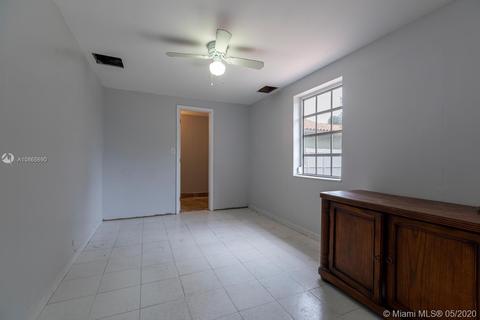 Undisclosed, Hialeah, FL 33013 photo 10