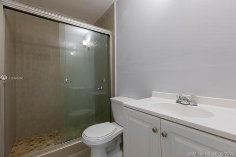 Undisclosed, Hialeah, FL 33013 photo 9