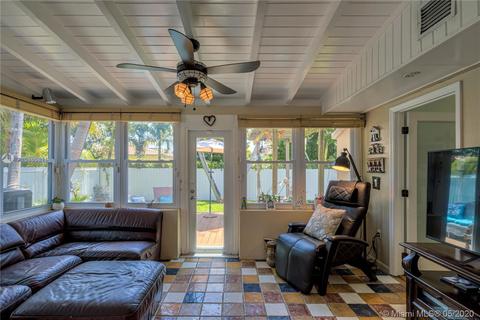 9265 Dickens Ave, Surfside, FL 33154 photo 17