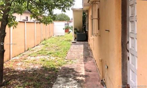 813 E 20th St, Hialeah, FL 33013 photo 18