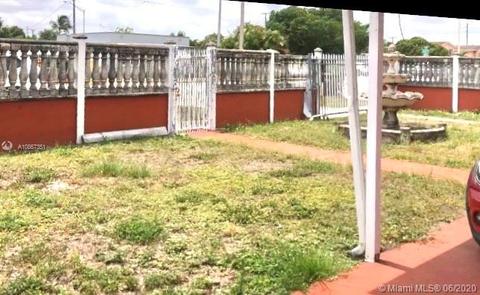 813 E 20th St, Hialeah, FL 33013 photo 2
