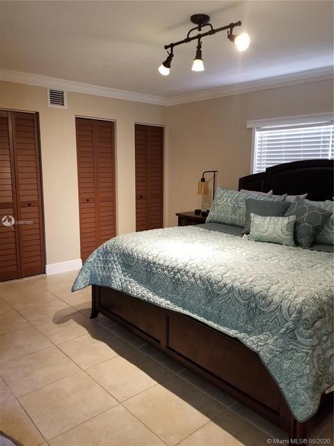 7360 W 14th Ct, Hialeah, FL 33014 photo 10