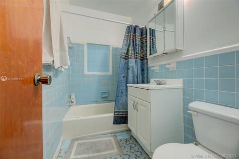 610 SE 8th St, Hialeah, FL 33010 photo 15