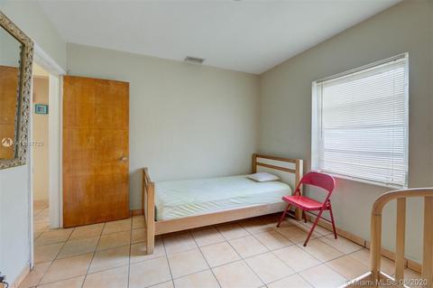 610 SE 8th St, Hialeah, FL 33010 photo 13