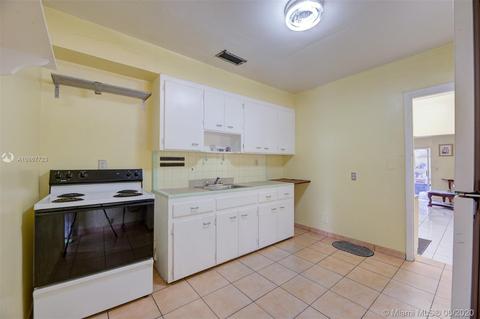 610 SE 8th St, Hialeah, FL 33010 photo 16