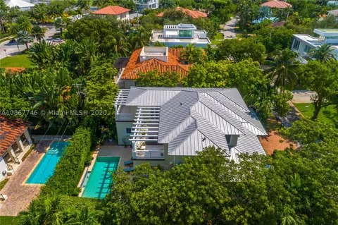 215 Buttonwood Dr, Key Biscayne, FL 33149 photo 9