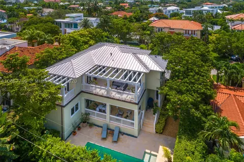 215 Buttonwood Dr, Key Biscayne, FL 33149 photo 8