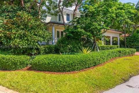 215 Buttonwood Dr, Key Biscayne, FL 33149 photo 10