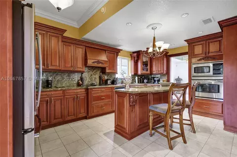 5875 W 3rd Ln, Hialeah, FL 33012 photo 22