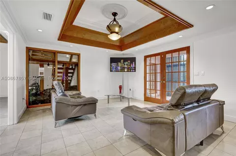 5875 W 3rd Ln, Hialeah, FL 33012 photo 20