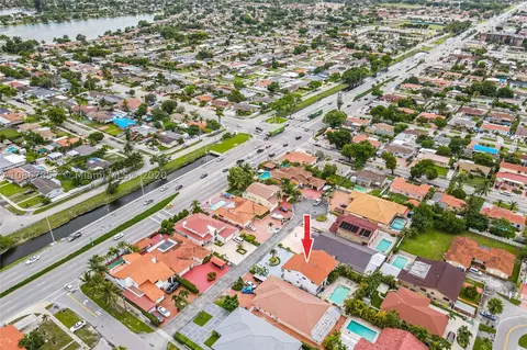 5875 W 3rd Ln, Hialeah, FL 33012 photo 4