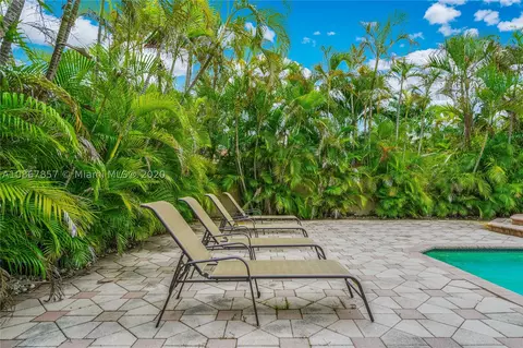 5875 W 3rd Ln, Hialeah, FL 33012 photo 33