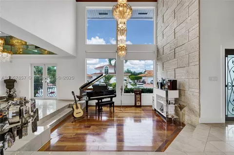 5875 W 3rd Ln, Hialeah, FL 33012 photo 14