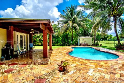 970 W 53rd St, Hialeah, FL 33012 photo 16