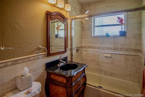 970 W 53rd St, Hialeah, FL 33012 photo 13