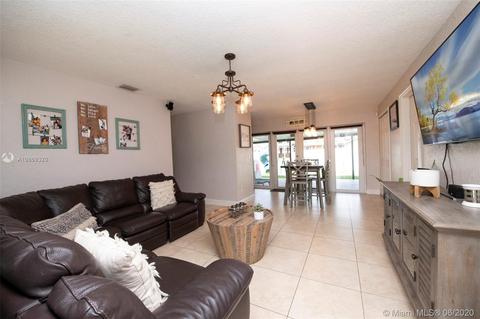 7290 W 14th Ave, Hialeah, FL 33014 photo 5