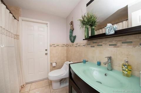 7290 W 14th Ave, Hialeah, FL 33014 photo 16