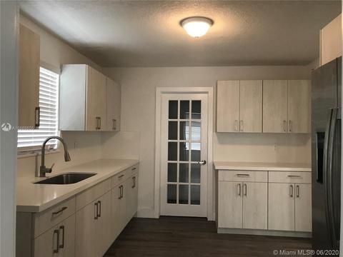 657 E 43 St, Hialeah, FL 33013 photo 6