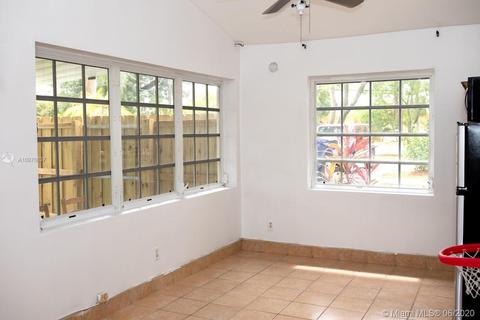 172 Shadow Way, Miami Springs, FL 33166 photo 30