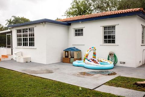 172 Shadow Way, Miami Springs, FL 33166 photo 23