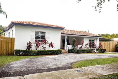 172 Shadow Way, Miami Springs, FL 33166 photo 2