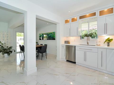 12930 Oleander Rd, North Miami, FL 33181 photo 3
