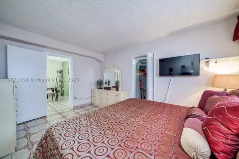 34 E 45th St, Hialeah, FL 33013 photo 17