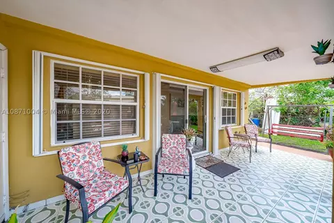 34 E 45th St, Hialeah, FL 33013 photo 3