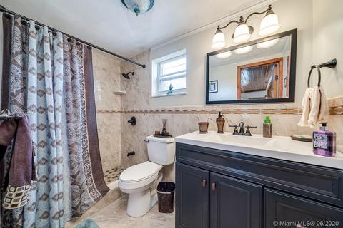 34 E 45th St, Hialeah, FL 33013 photo 23