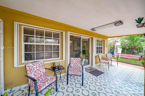 34 E 45th St, Hialeah, FL 33013 photo 3