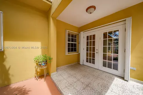 34 E 45th St, Hialeah, FL 33013 photo 10