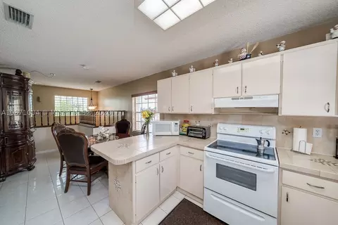 34 E 45th St, Hialeah, FL 33013 photo 26
