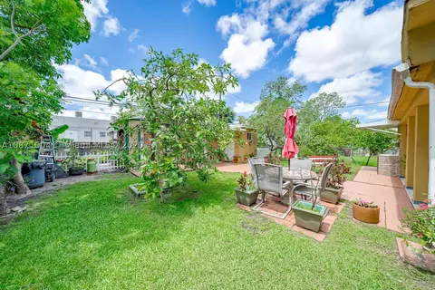 34 E 45th St, Hialeah, FL 33013 photo 8