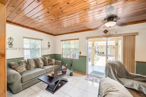 34 E 45th St, Hialeah, FL 33013 photo 22