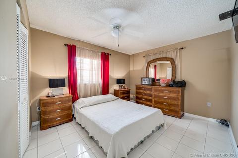 34 E 45th St, Hialeah, FL 33013 photo 16