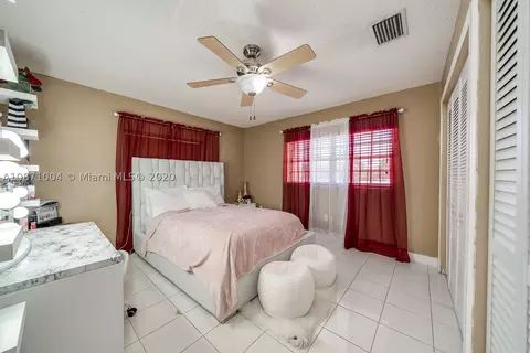 34 E 45th St, Hialeah, FL 33013 photo 27