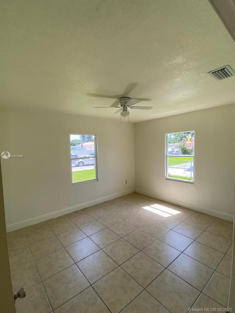 770 E 5th St, Hialeah, FL 33010 photo 10