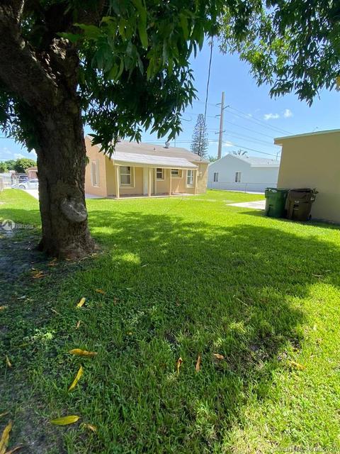 770 E 5th St, Hialeah, FL 33010 photo 2
