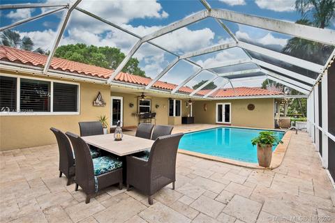6751 Gleneagle Dr, Miami Lakes, FL 33014 photo 20