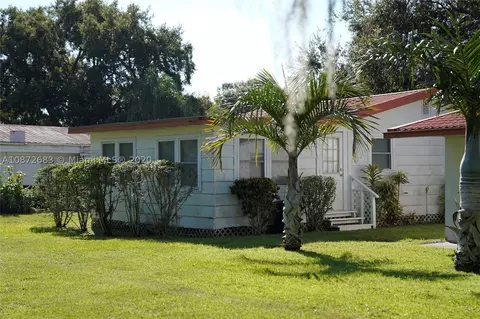 3203 SE 29th Ln, Okeechobee, FL 34974 photo 3