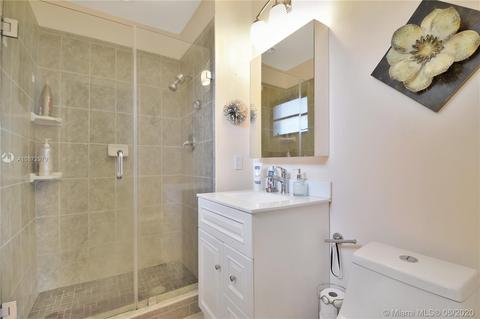 6005 W 8th Ave, Hialeah, FL 33012 photo 10