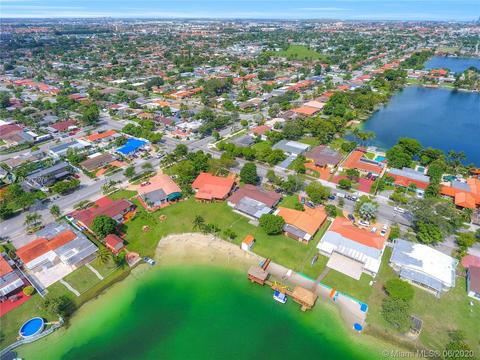 6005 W 8th Ave, Hialeah, FL 33012 photo 3