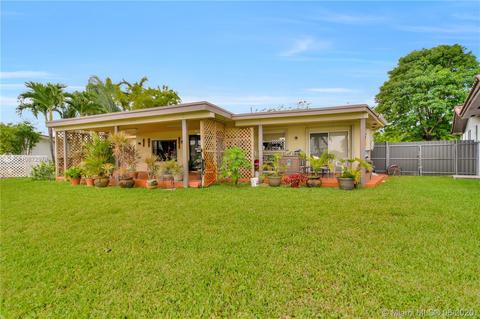 6005 W 8th Ave, Hialeah, FL 33012 photo 2