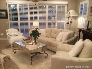 17725 Evangeline Ave, Jupiter, FL 33458 photo 2