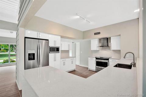 6691 Chapman Field Dr, Pinecrest, FL 33156 photo 27