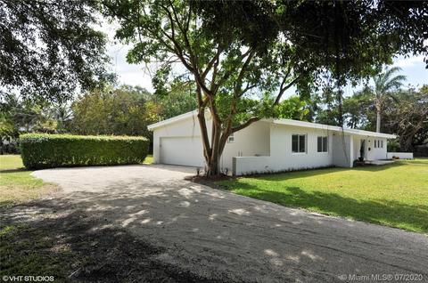 6691 Chapman Field Dr, Pinecrest, FL 33156 photo 1