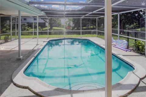 150 NW 65th Ave, Margate, FL 33063 photo 2