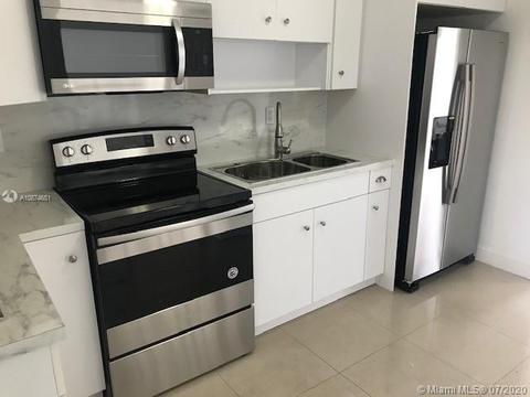 701 E 14th Pl, Hialeah, FL 33010 photo 17