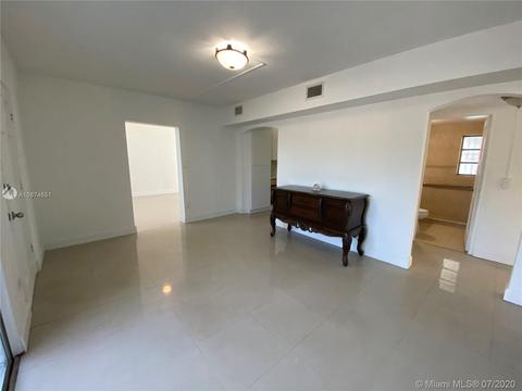 701 E 14th Pl, Hialeah, FL 33010 photo 9