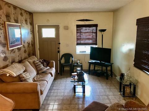 875 E 8th St, Hialeah, FL 33010 photo 3